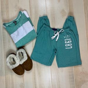 Aeropostale Green Jogger Sweatpants